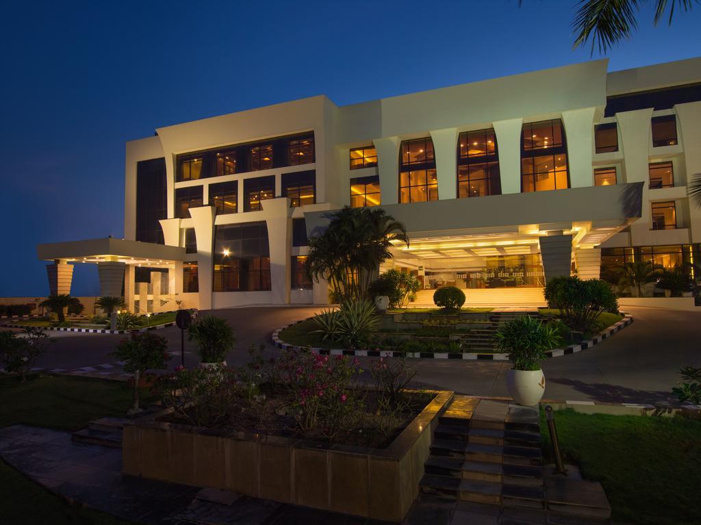 Hotel The Sunway Manor 3*