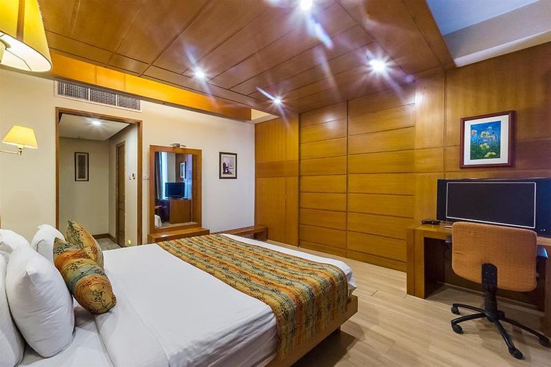 The Sunway Manor Hotel 3*